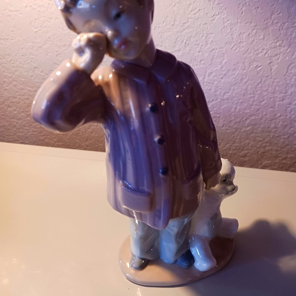 Lladro Other - SLEEPY BOY with TEDDY BEAR